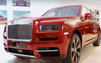 Rolls-Royce Cullinan chính hãng giá trên 41,2 tỷ đồng đã có đại gia Việt đặt hàng