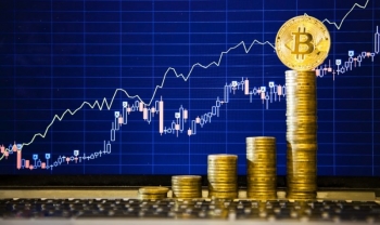 Bitcoin thủng đáy 7.000 USD, Dow Jones mất 1.175 điểm : Đẫm máu